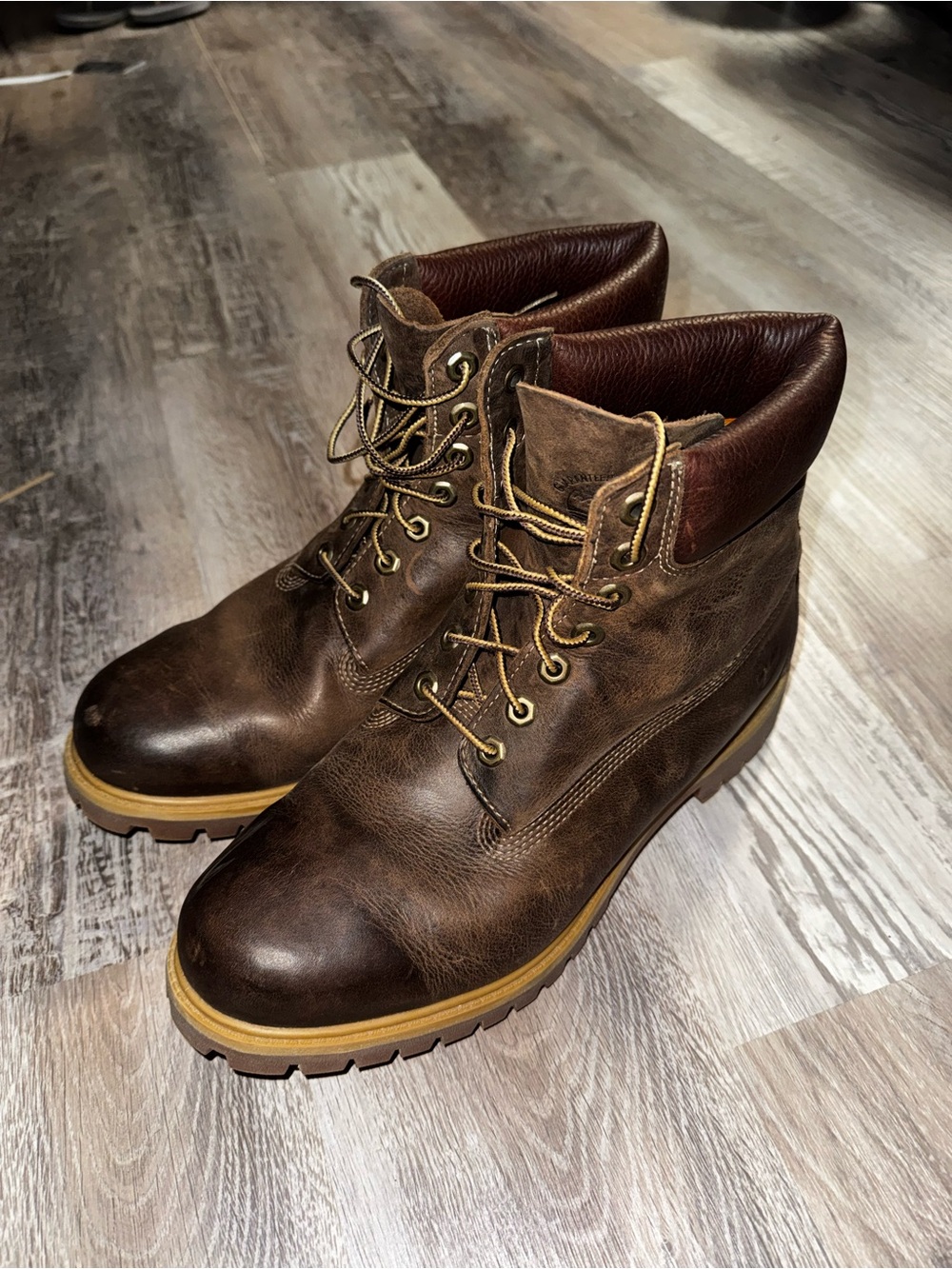 Timberland Full Grain Brown Leather Padded-Collar Boots